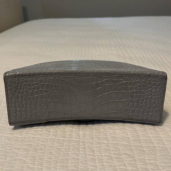 Balenciaga Medium Hourglass Handbag - Picture 4 of 10